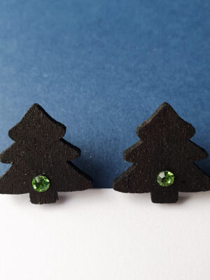 Kõrvarõngad ˙Kuusk˙ – matt must, roheline kristall, puidust (20×20 mm)