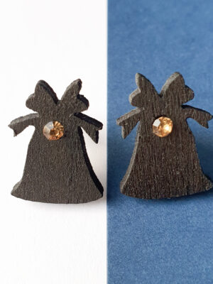 Kõrvarõngad ˙Kelluke˙ - must matt, kreemikas kristall, puidust (20×14 mm)