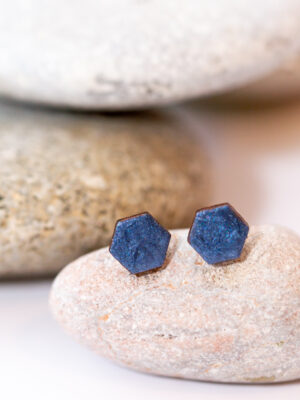 Kõrvarõngad ˙Classic˙ – sinine glasuur, puidust (10×10 mm)