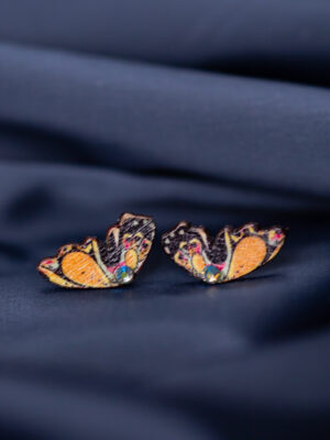 Kõrvarõngad ˙Liblika tiivad˙ - kirju, kristall, puidust (19×11 mm)