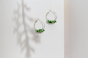 Kõrvarõngad kristallidega